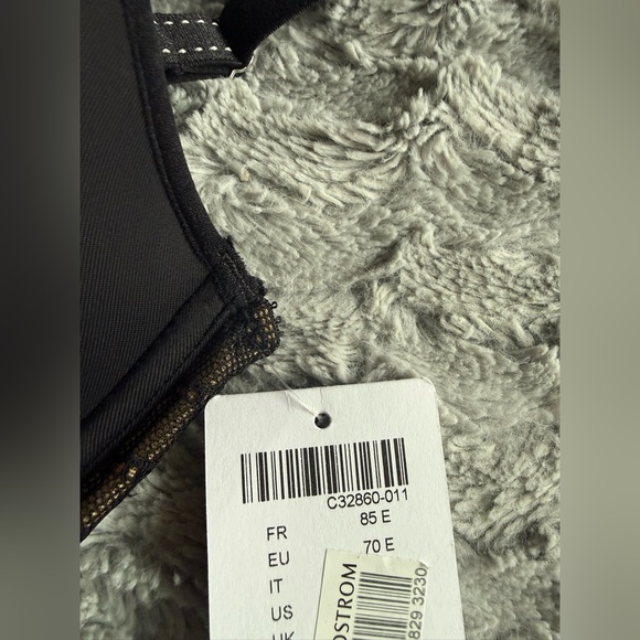 Chantelle Rive Gauche Full Coverage T-Shirt Bra 32DD NWT - Picture 5 of 7